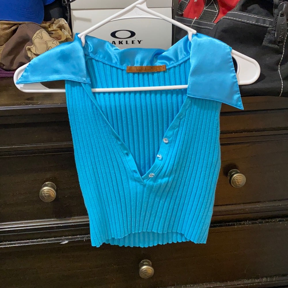Blue vintage crop top